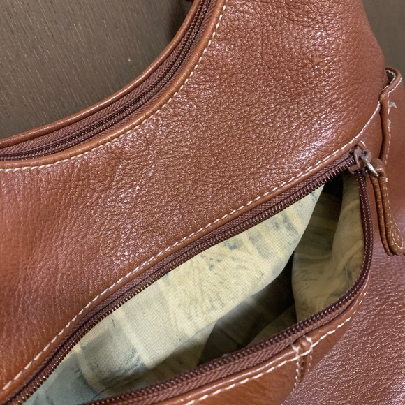 Brown Leather Caribbean Joe Purse - Picture 6 of 10